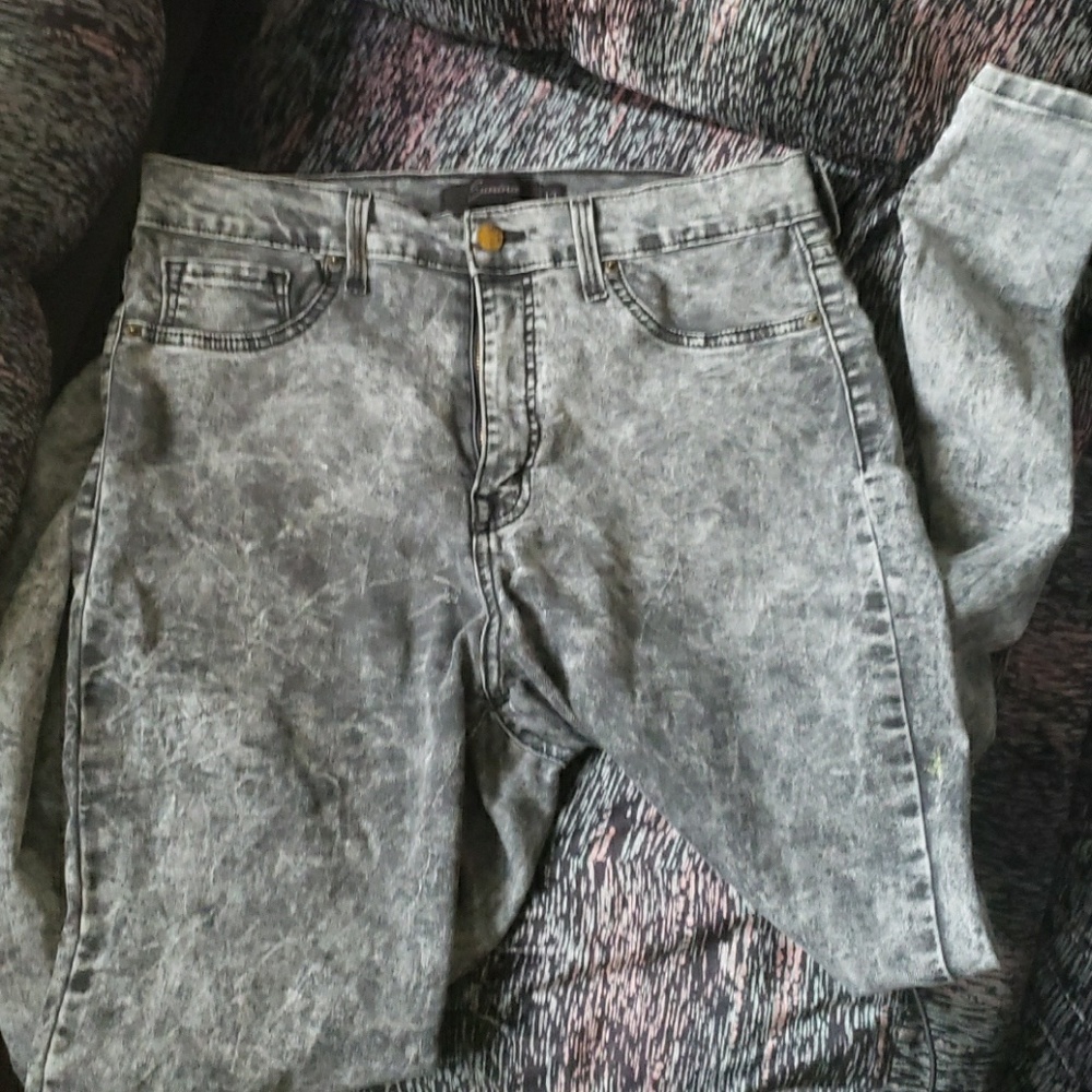 High waits skinny jeans